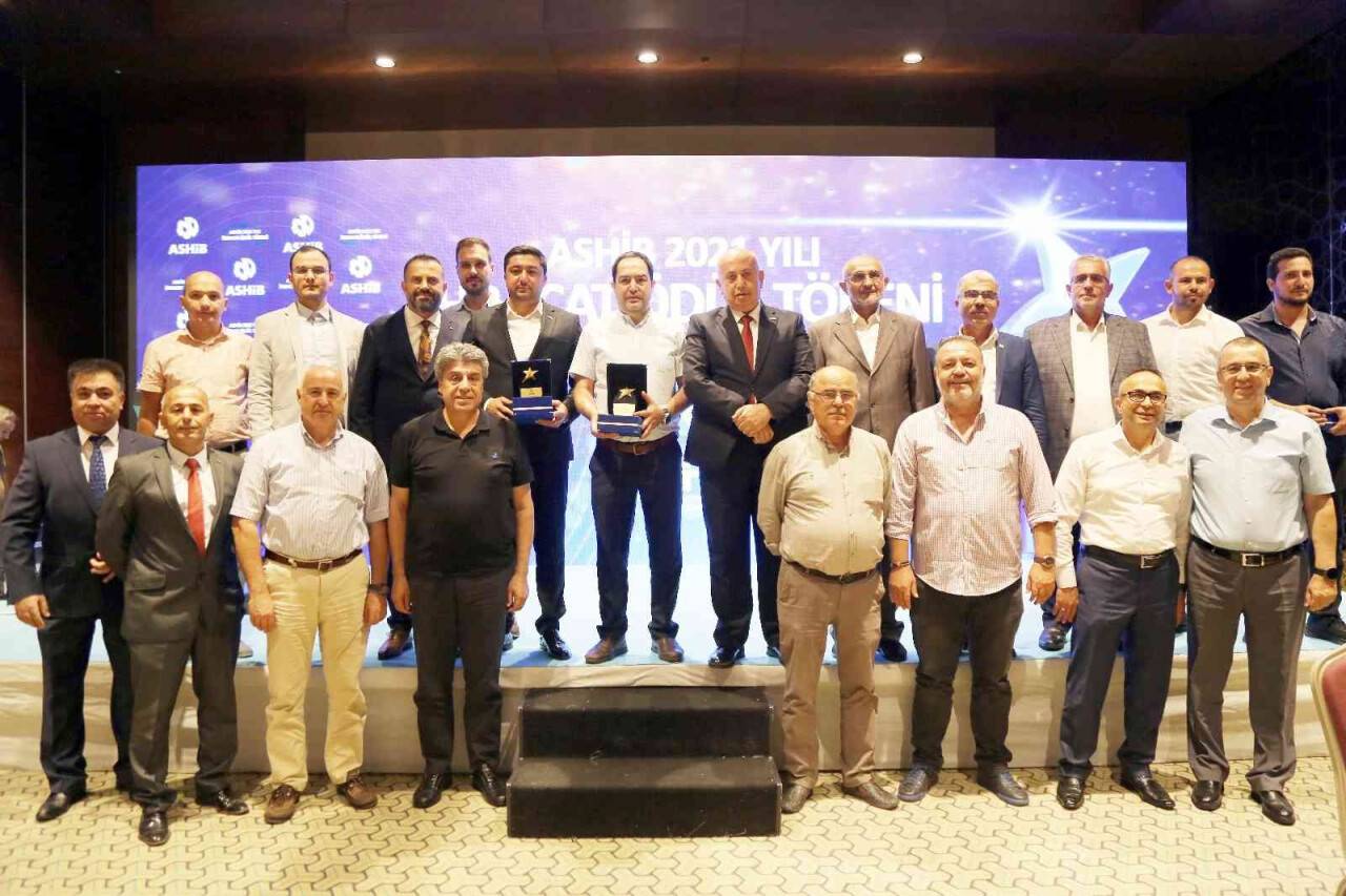 İhracatta artış rekortmeni ASHİB, hayvansal gıda devlerini ödüllendirdi