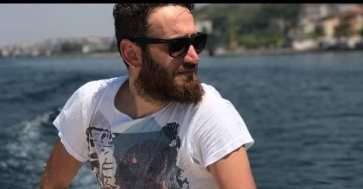 Motosikletiyle girdiği virajı alamayınca hayatını kaybetti