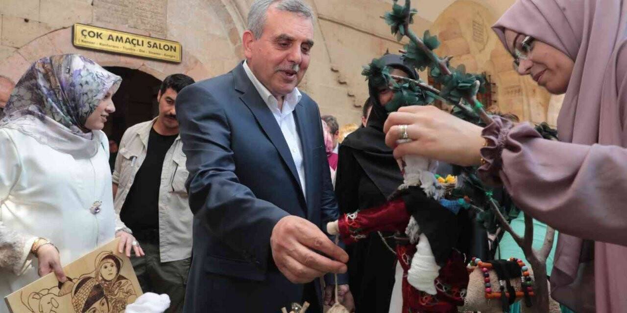 El emeği göz nuru ürünler görücüye çıktı