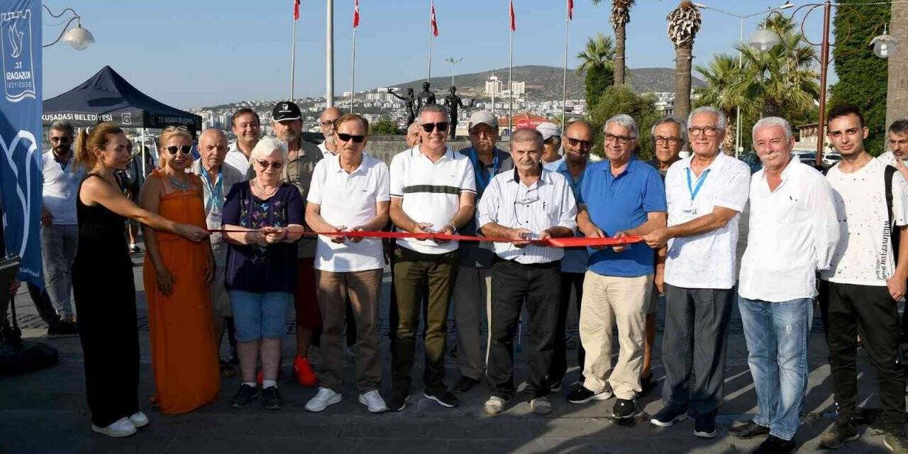 Kuşadası Yazarlar Şenliği başladı