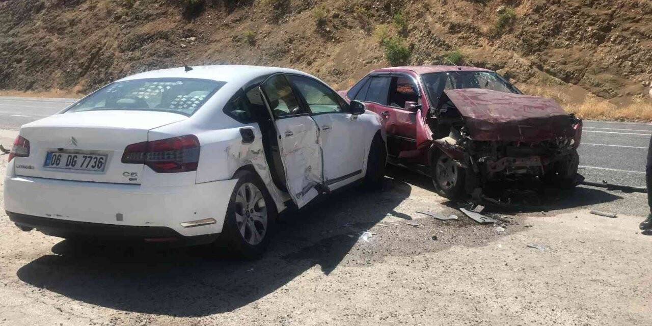 Elazığ’da trafik kazası: 4 yaralı