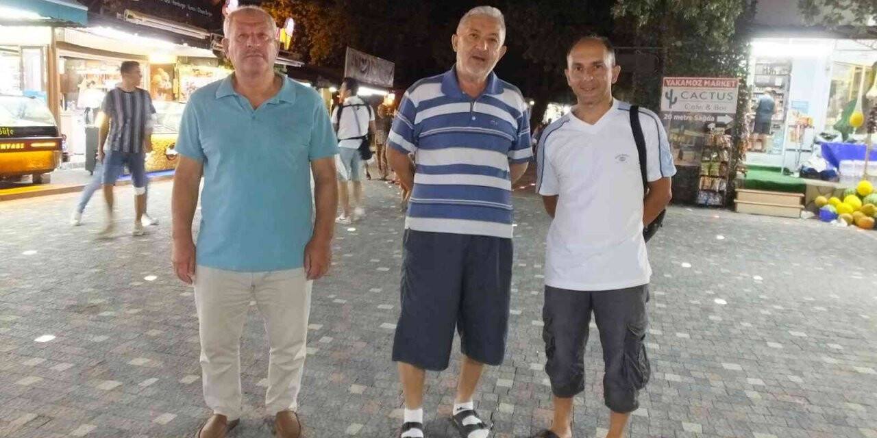 Burhaniye’de fuar heyecanı esnafa yaradı