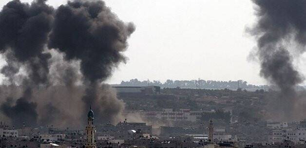 İSRAİL GAZZE'YE KARADAN GİRMEYE HAZIRLANIYOR