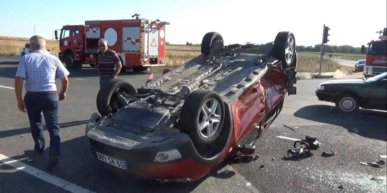 Muratlı çevreyolunda trafik kazası: 4 yaralı