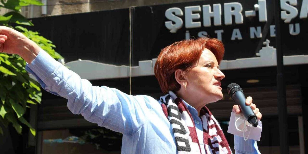 Meral Akşener Bandırma’da esnafı ziyaret etti