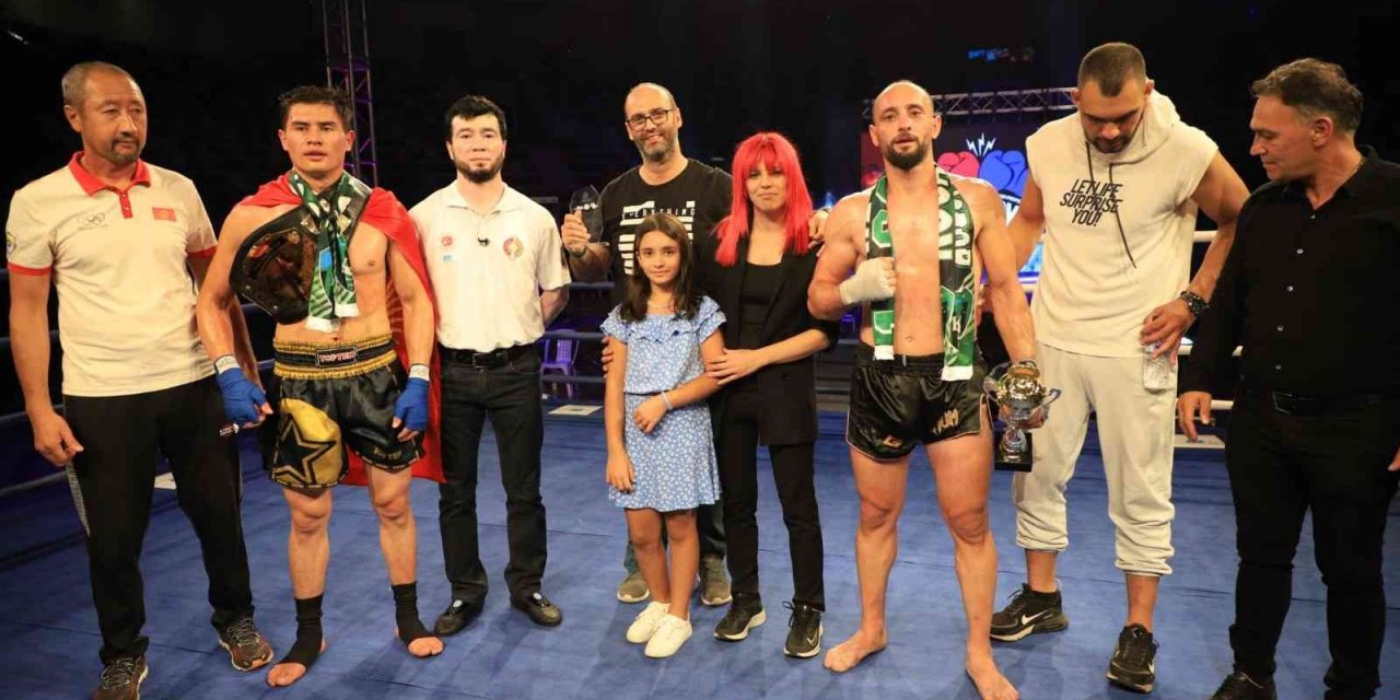 Kocaeli’de kick boks coşkusu yaşandı