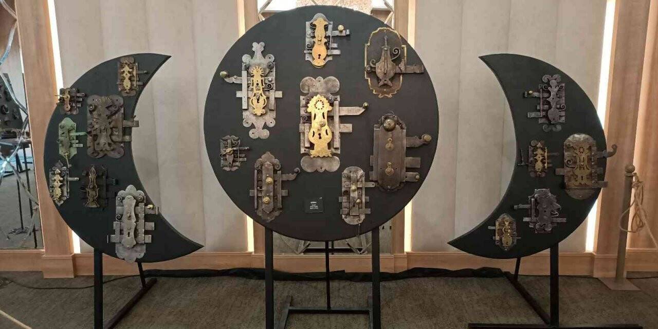 Büyükçekmece’de “Eşikten Yükselen Sesler” sergisi görücüye çıktı