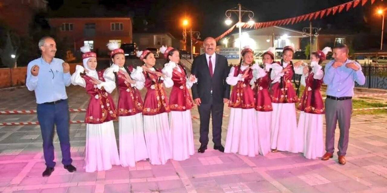 Doğanşehir Türkü Şöleni ilgi gördü