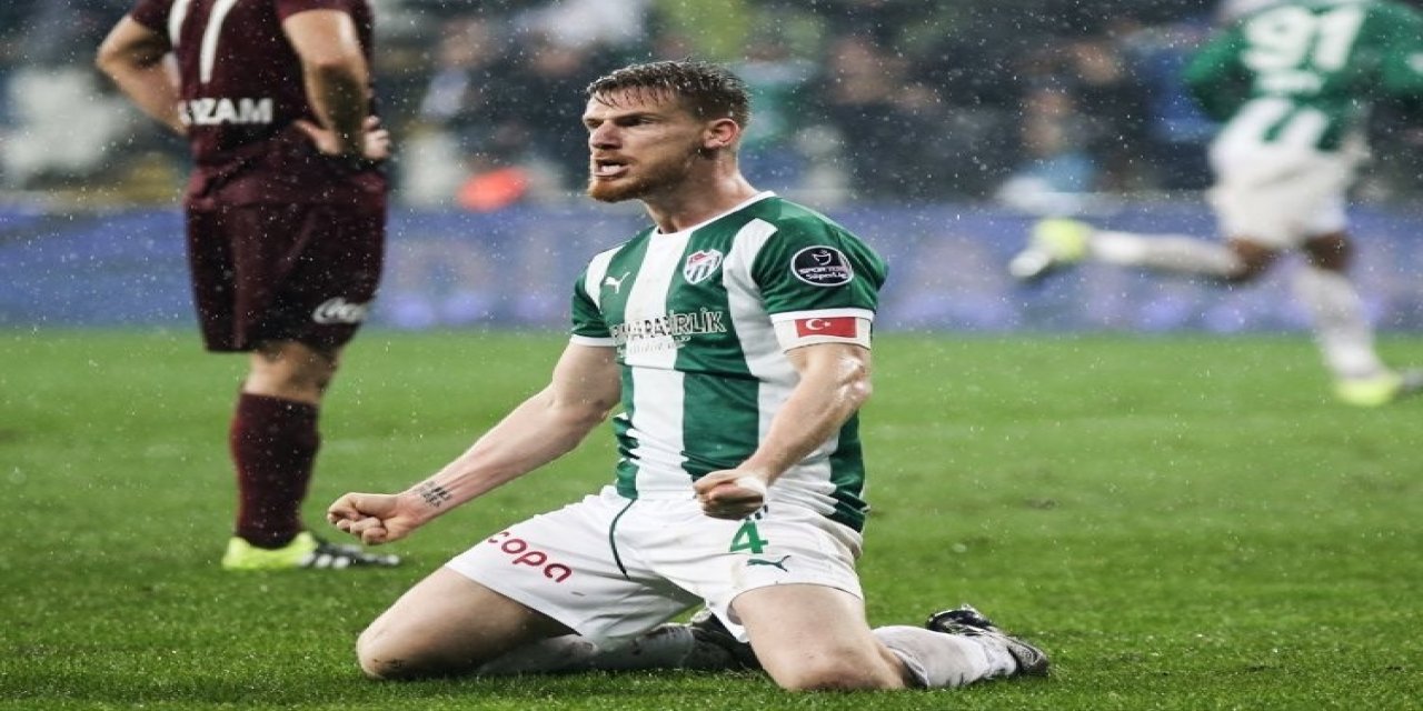 Serdar Aziz’den Bursaspor’a 50 bin TL’lik destek