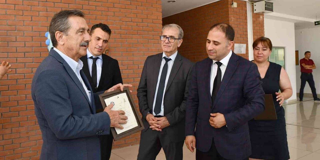 Otel işletmecileri katılım belgelerini aldı