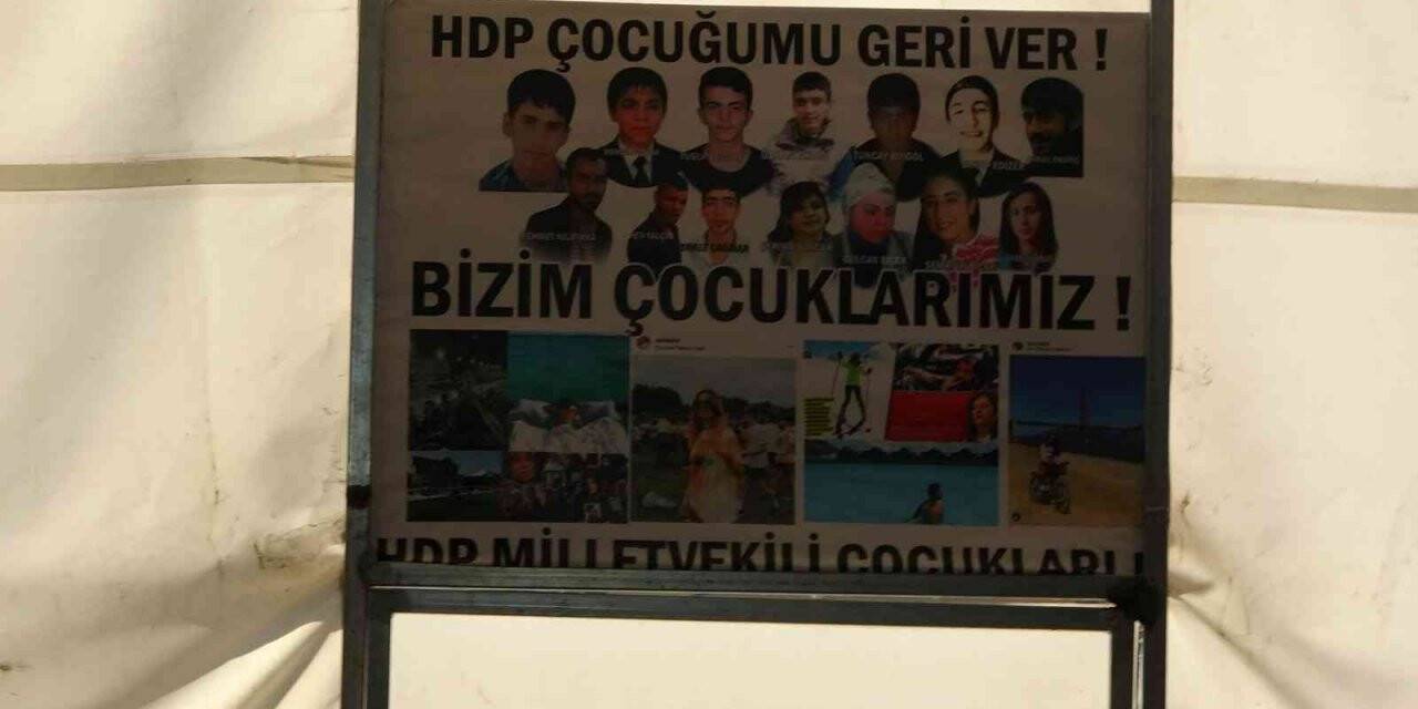 Evlat nöbetindeki aileler: "En son çocuk dağdan ininceye kadar buradayız"