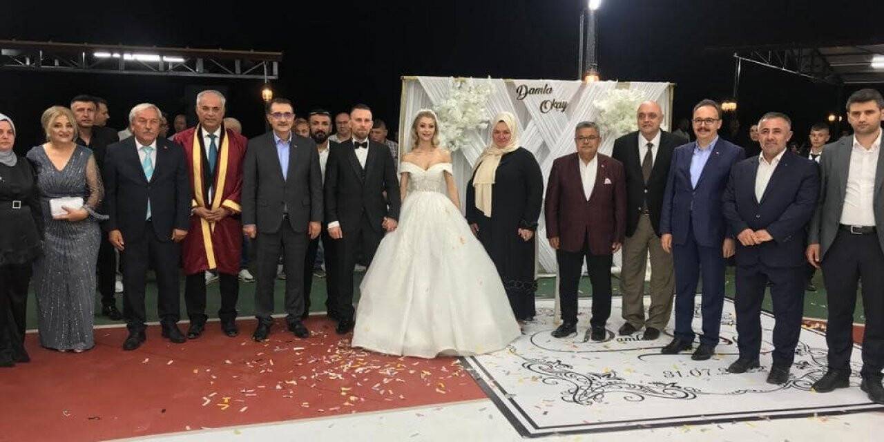 Bakan Dönmez, nkâh şahitliği yaptı