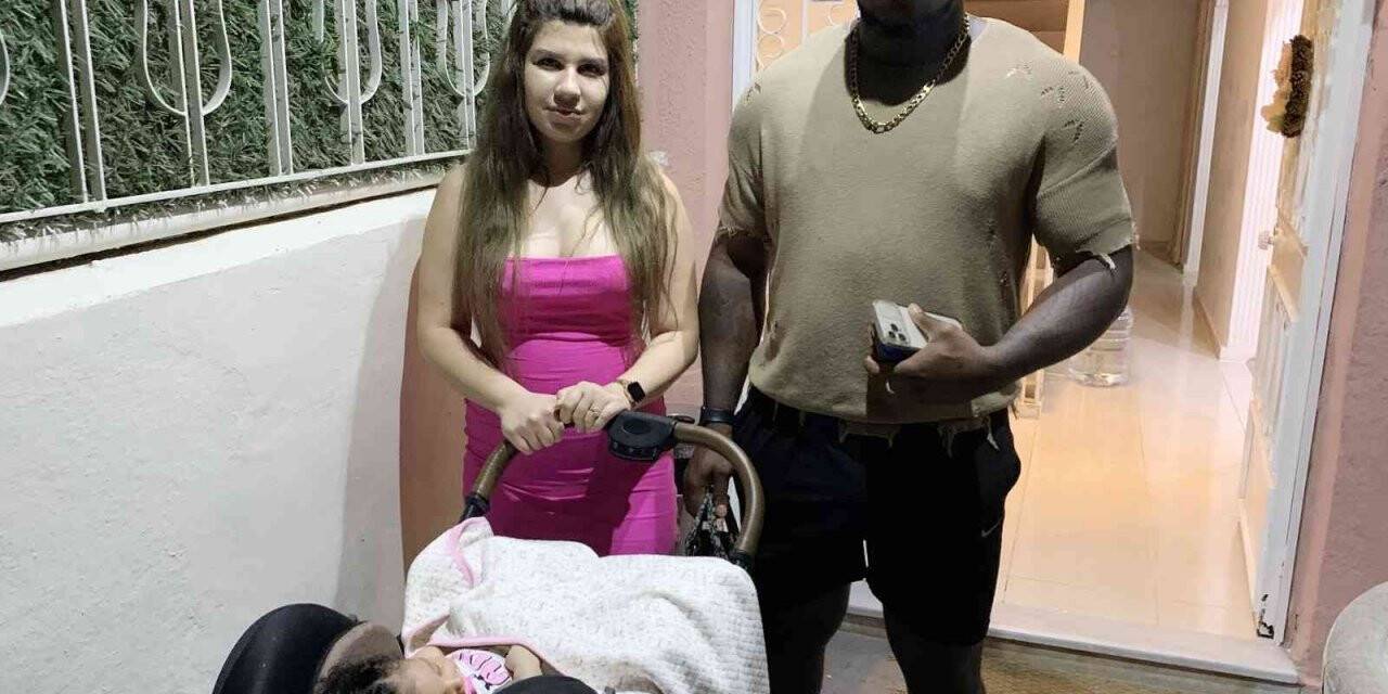 Uzun mesafeyi beğenmeyip bebekli anneyi taksiden indirdi