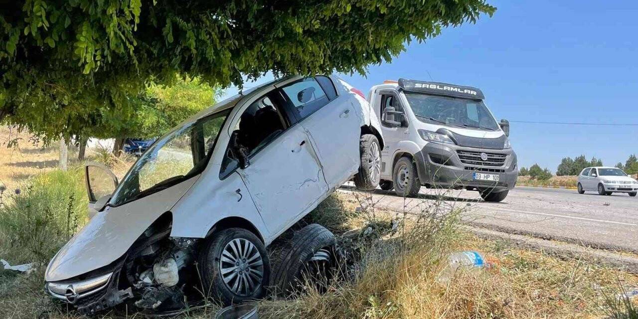 Şarampole girip ağaçlara çarpan otomobilde 1 kişi yaralandı