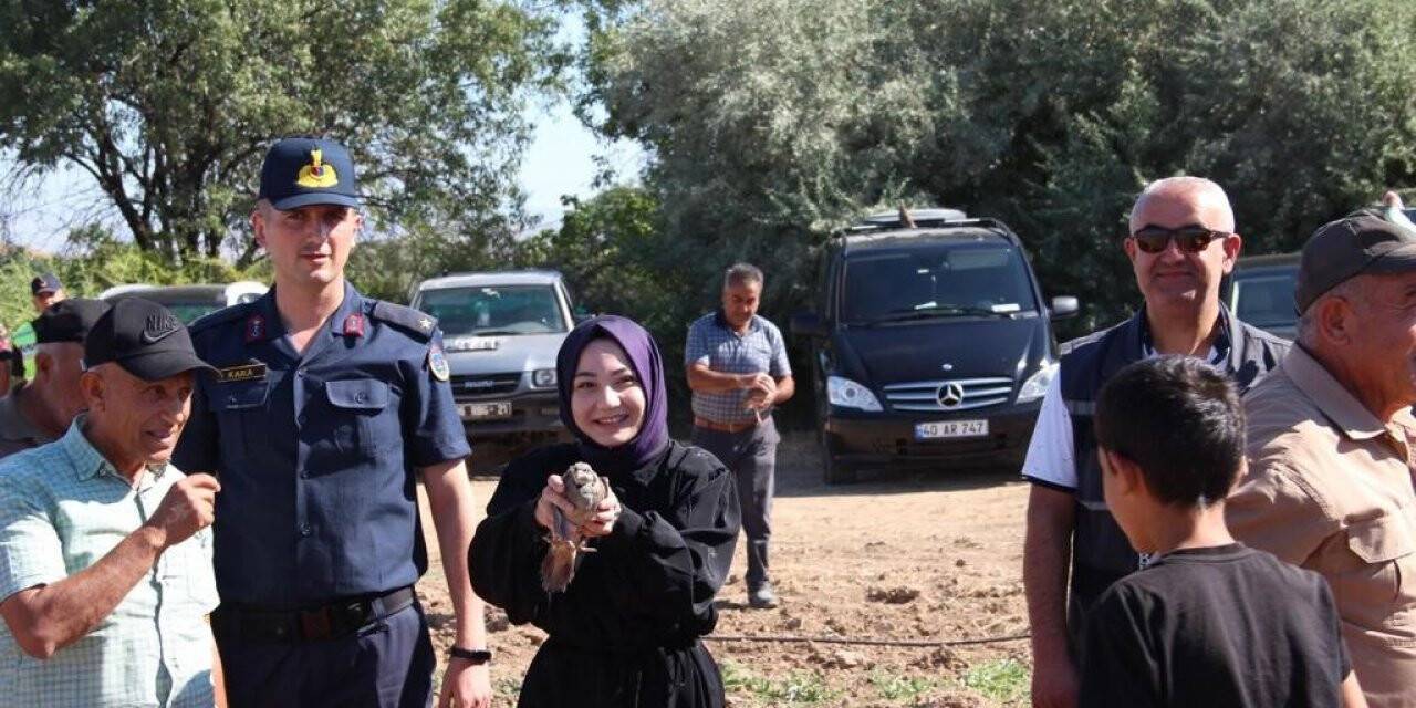 Kırşehir’de keklikler doğaya salındı