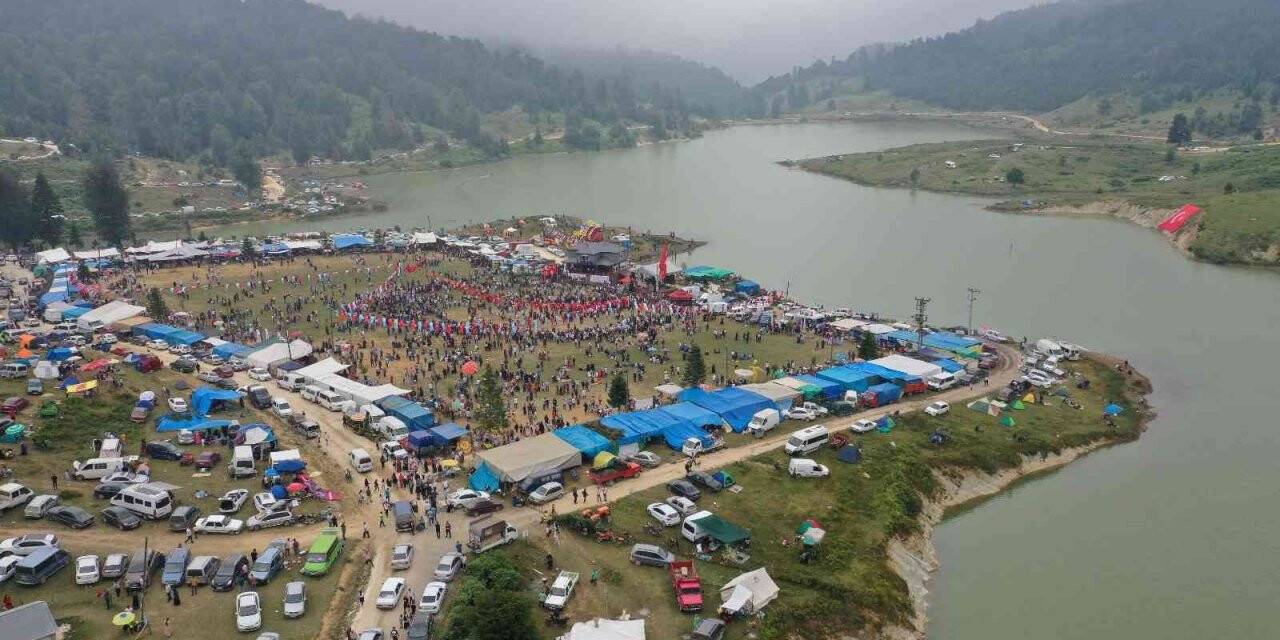 33’üncü Acelle Yaylası Kadırga Şenlikleri büyük coşkuyla gerçekleşti