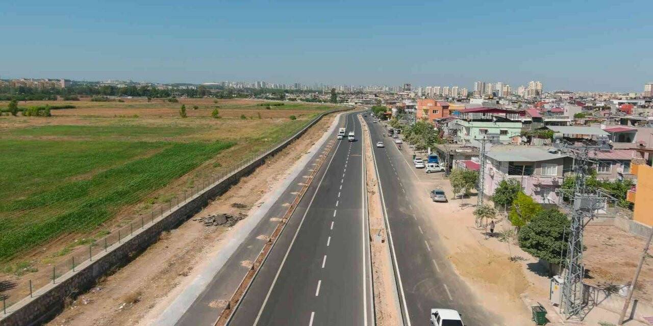 Büyükşehir, Yasemin Caddesi’ni trafiğe açtı