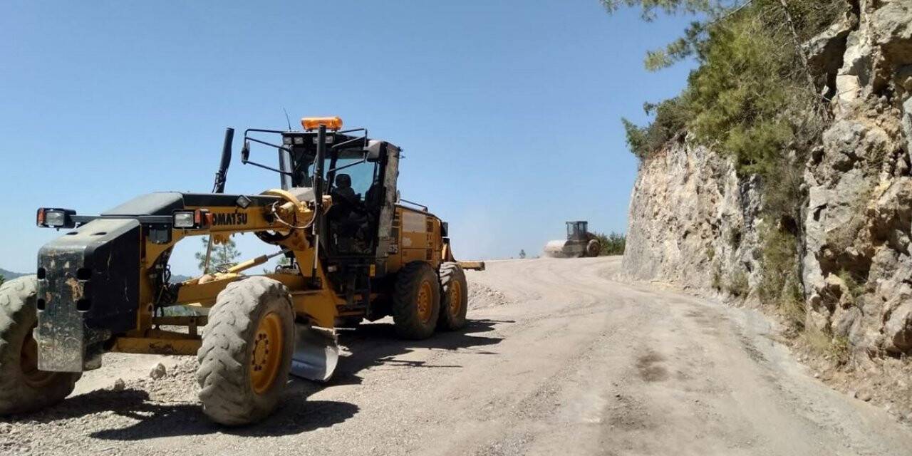 Alanya Bayırkozağacı yolu asfalta hazırlanıyor