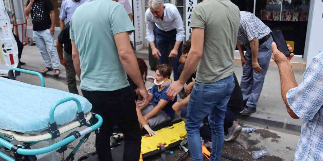 Çocuğa araba çarptı, sabırsız sürücüler kornaya dayandı