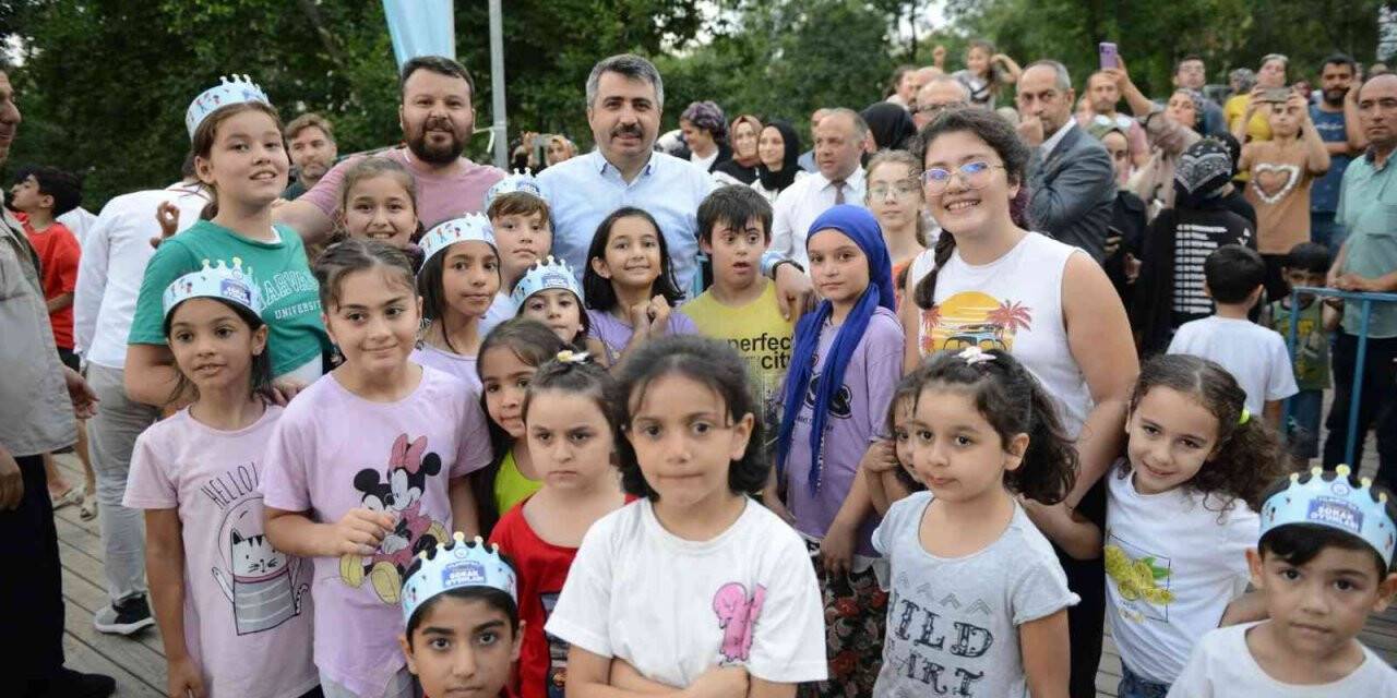 Başkan Yılmaz’dan çocuklara sürpriz