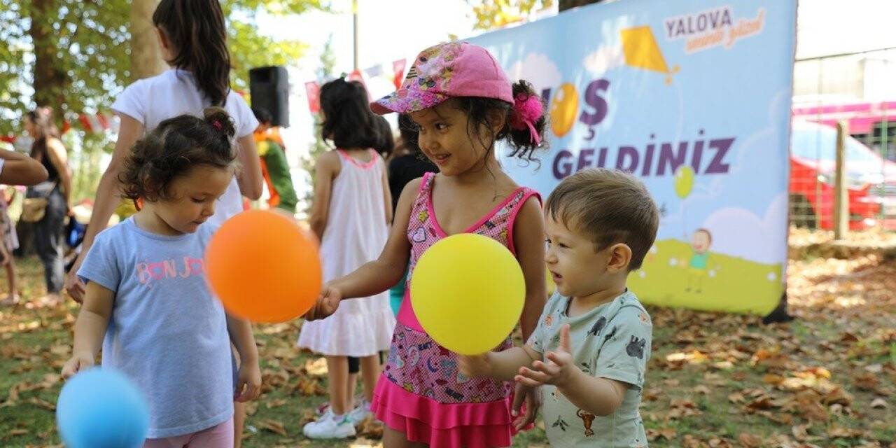 Yalova Belediyesi’nin etkinliğinde çocuklar doyasıya eğlendi