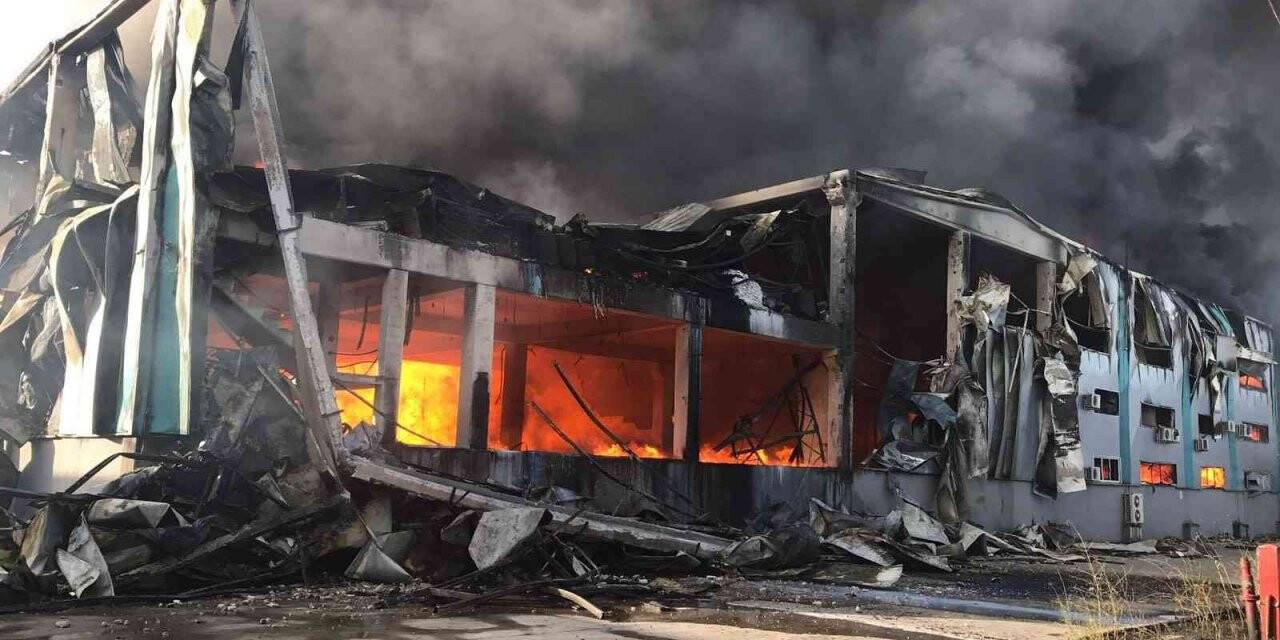 Kimyasal patlamanın yaşandığı fabrika, daha önce de yanarak yok olmuş
