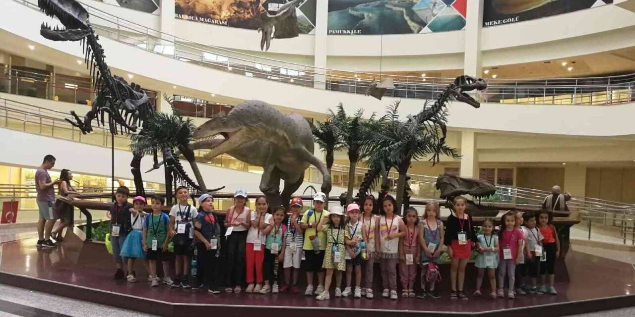 Keçiören Çocuk Eğitim Merkezi’nde bilim ve sanat dolu günler