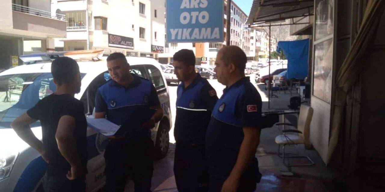 Amasya zabıtasından ruhsat denetimi