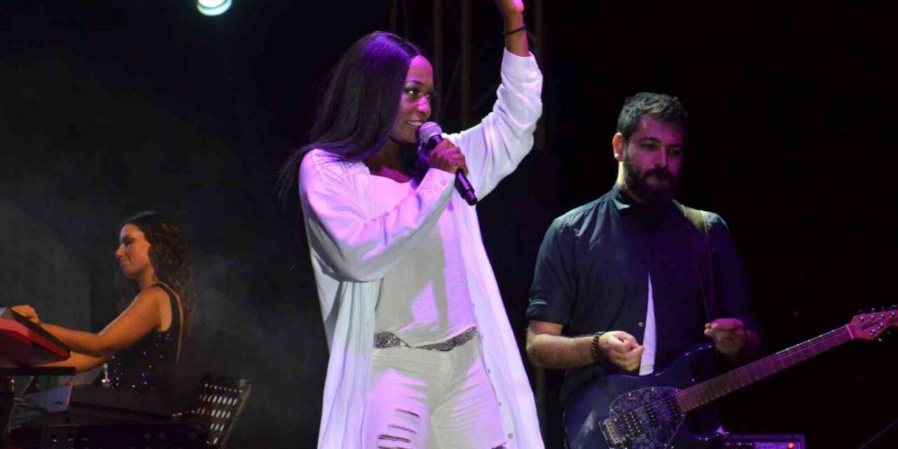 Della Miles’ten "Domdom Kurşunu"