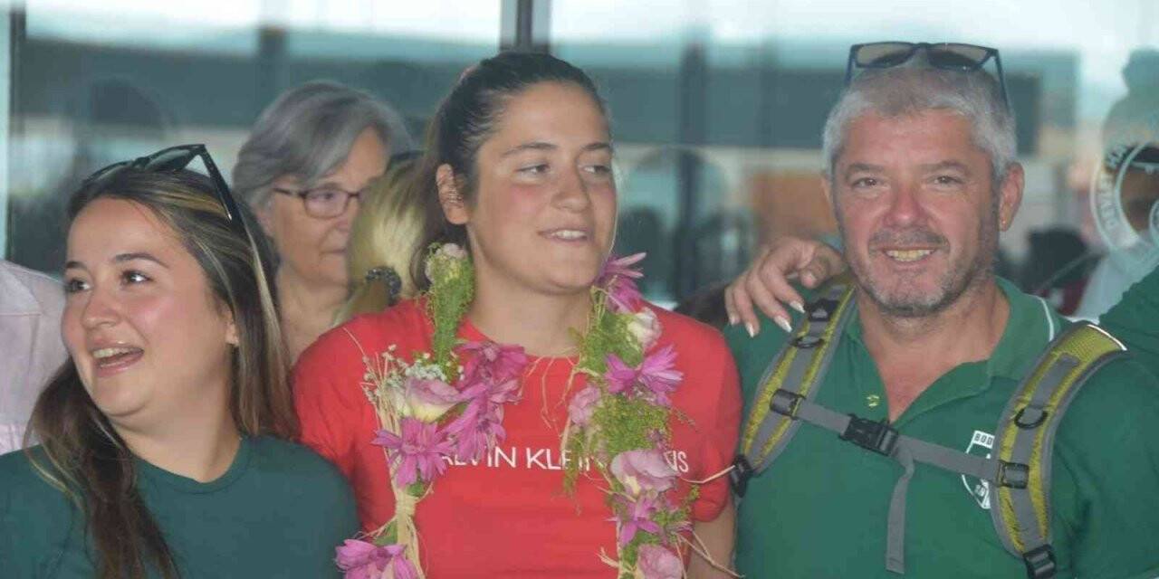 Tarihe geçen Aysu’ya davullu zurnalı karşılama