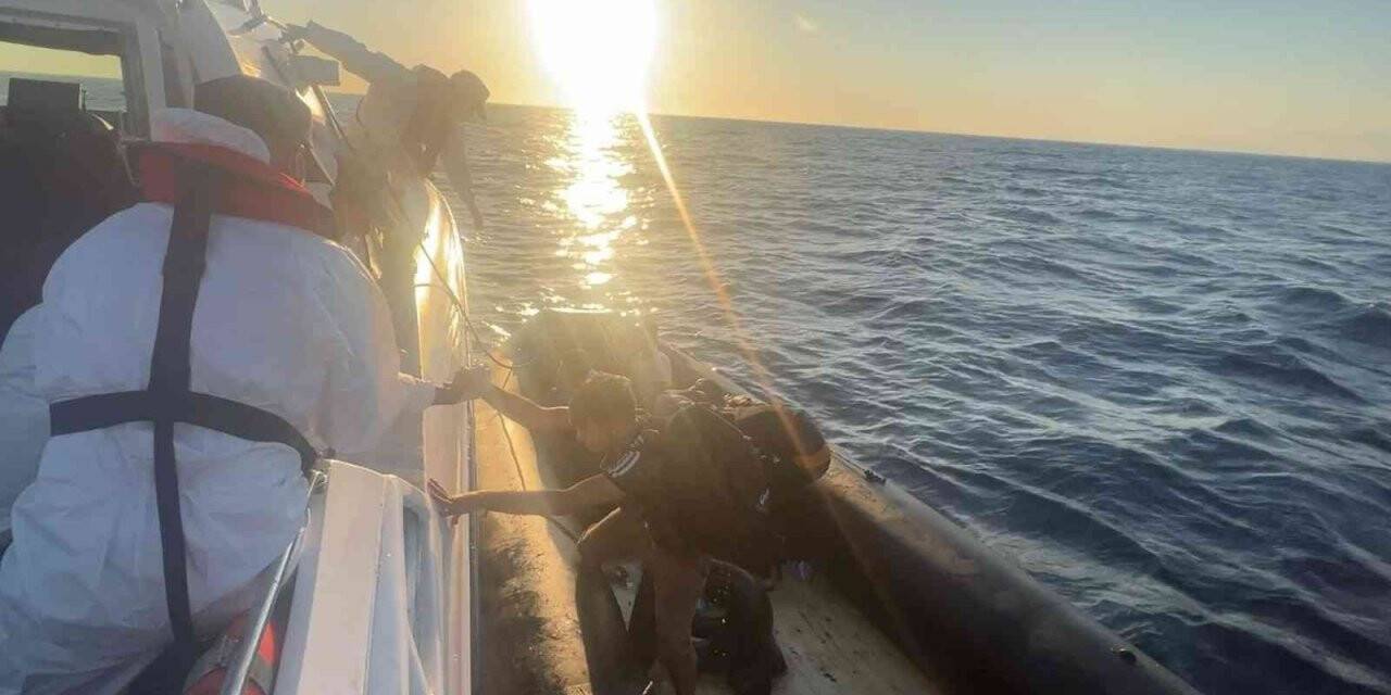 Bodrum açıklarında 21 düzensiz göçmen kurtarıldı