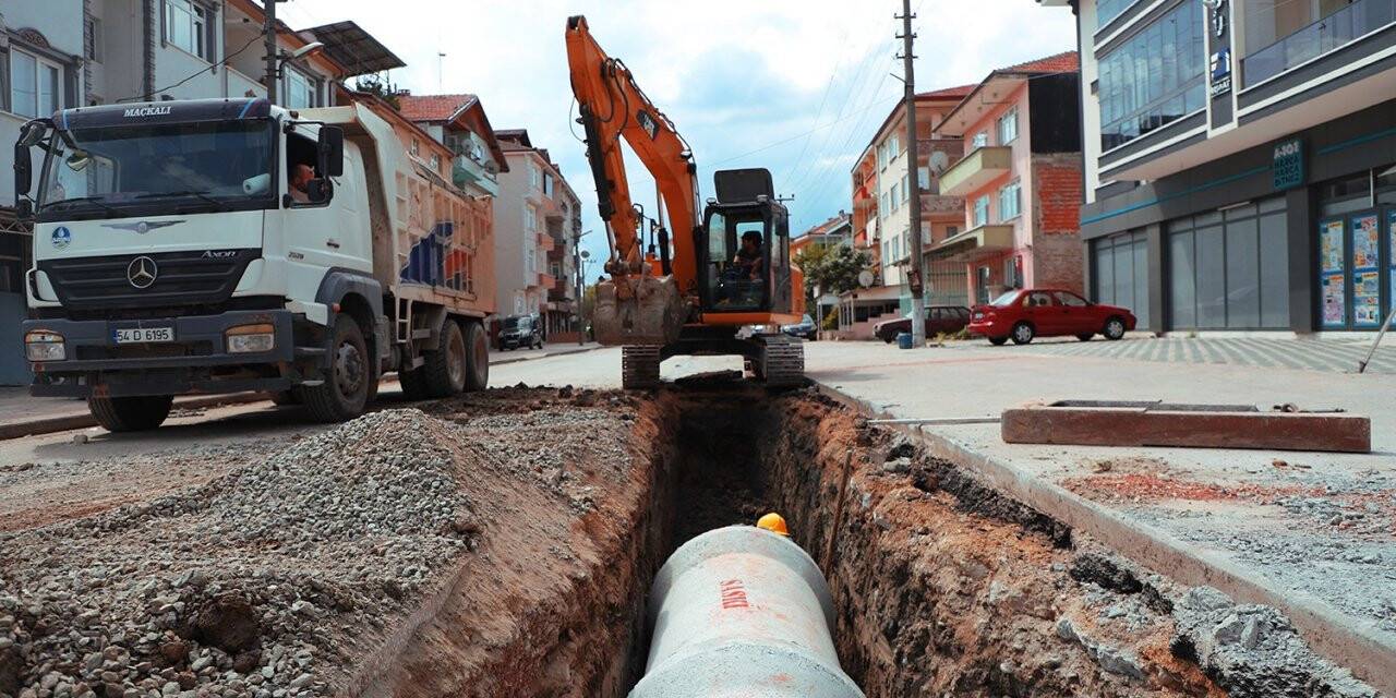 Dilmen ve Hacıoğlu Mahallesi’nin altyapısı geleceğe hazırlanıyor