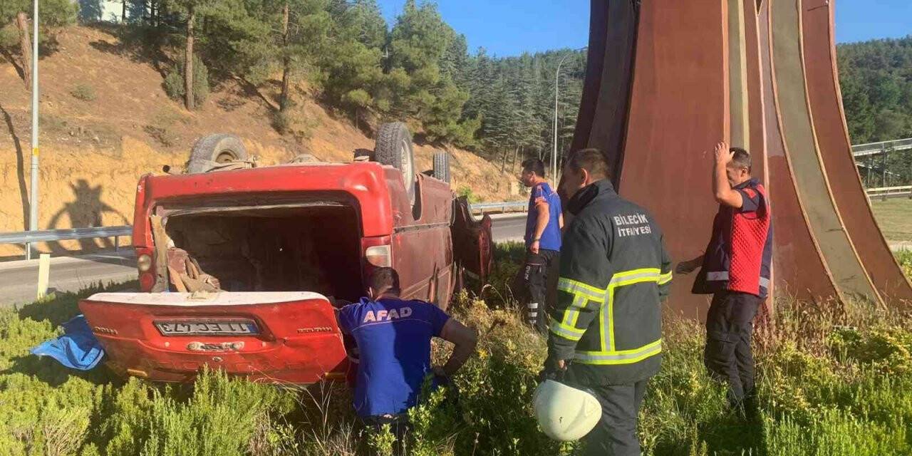 Bilecik’te kamyonetin devrilmesi sonucu 1 kişi yaralandı