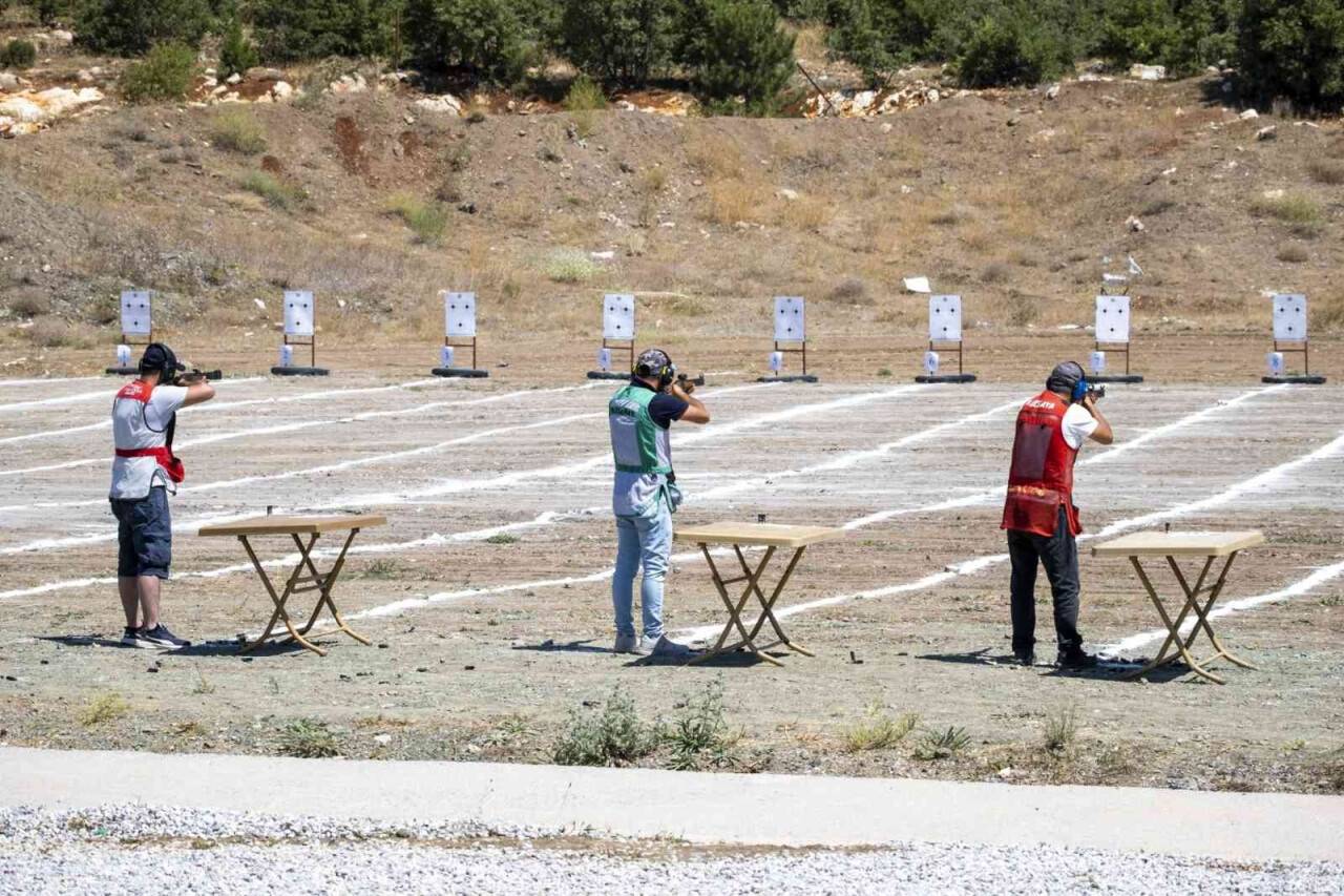 Türkiye’nin atış tutkunları Konya’da buluştu