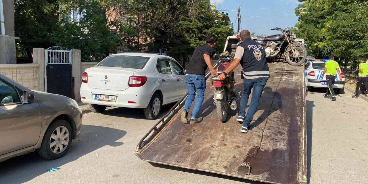 Sorgulaması yapılan 785 motosikletten 39’u trafikten men edildi