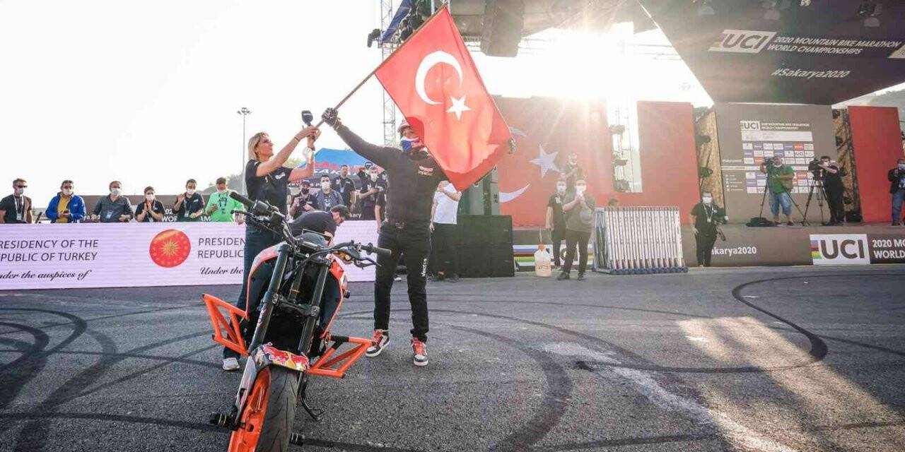 Bu Ağustos başka olacak: Dünya Kupası, Bisiklet Festivali ve 3 konser