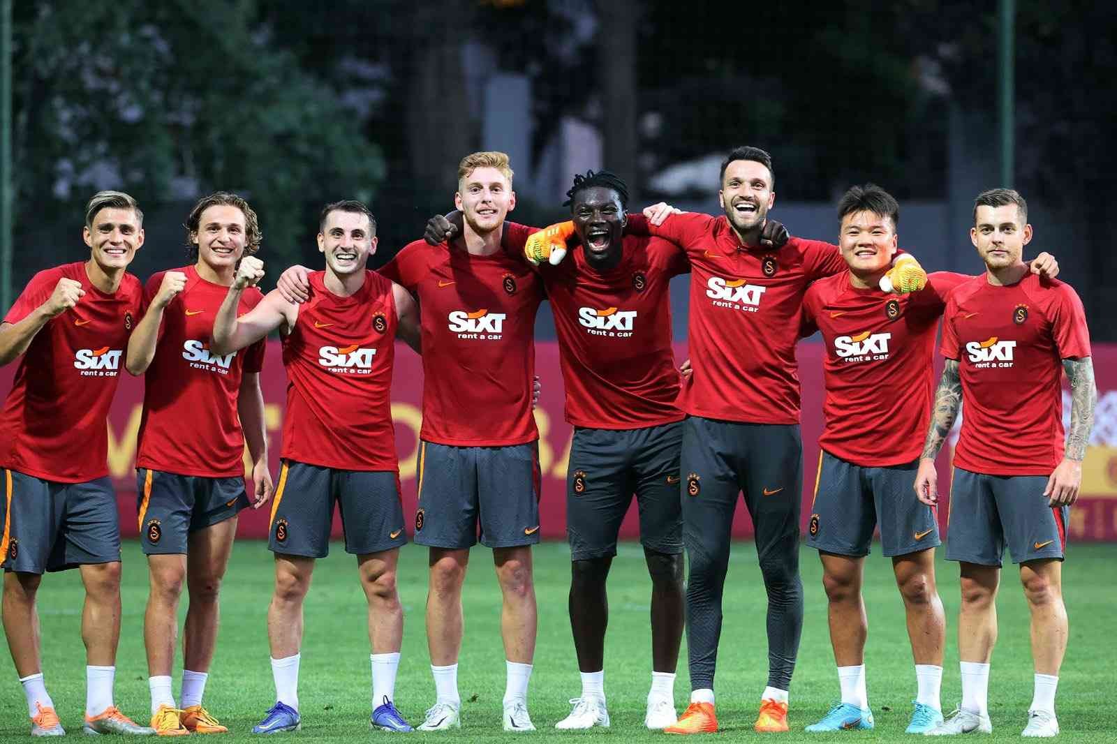 Galatasaray, Antalyaspor maçı hazırlıklarına başladı