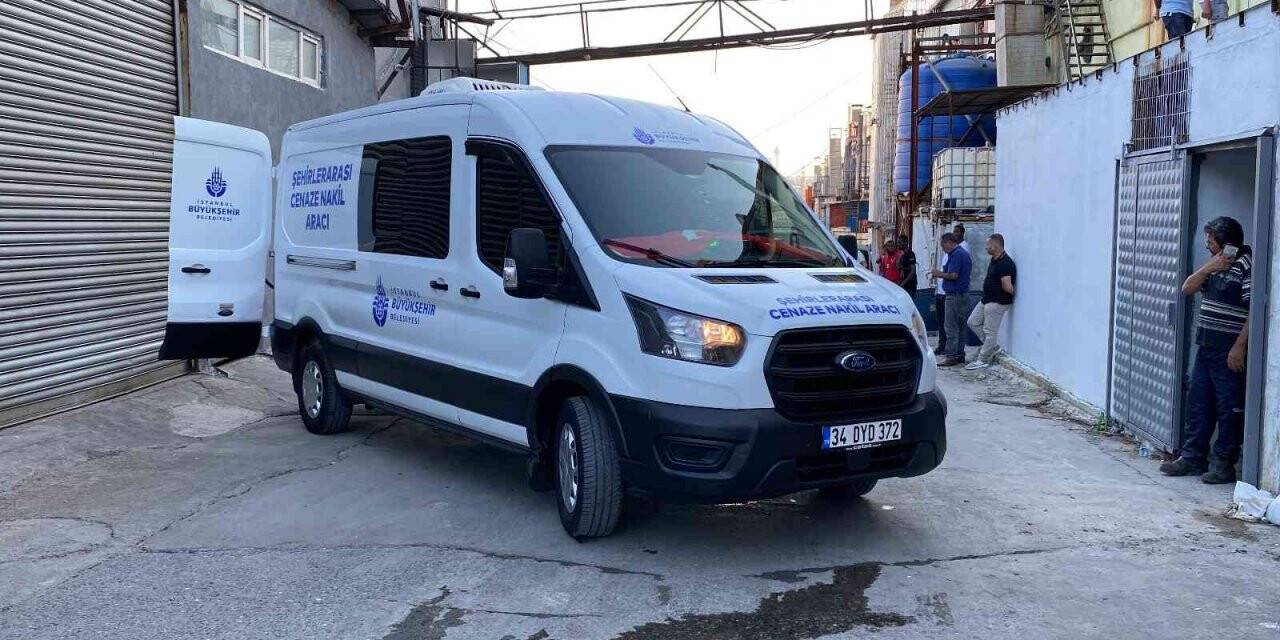 Esenyurt’ta iş makinesine kolunu kaptıran yabancı uyruklu şahıs hayatını kaybetti