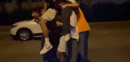 Elektrikli scootere  6 kişi bindiler