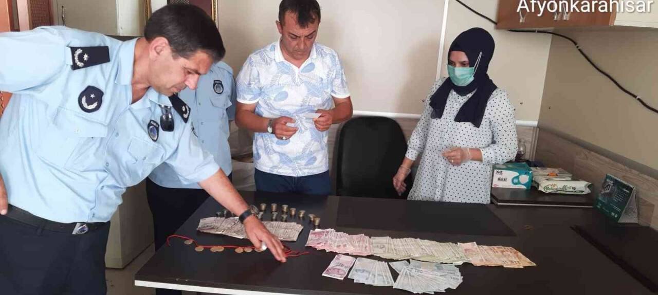 Dilenci kadının üzerinden adeta bir servet çıktı