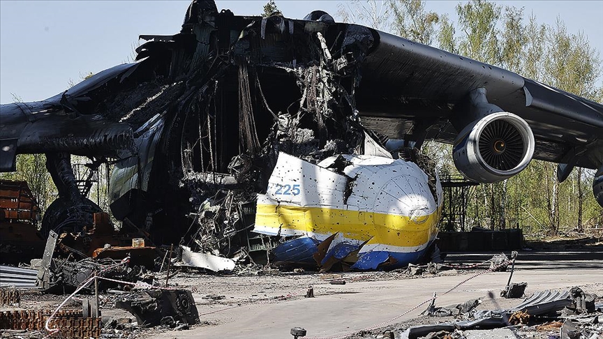 Rusya Ukrayna ordusuna ait 3 savaş uçağını havada vurdu
