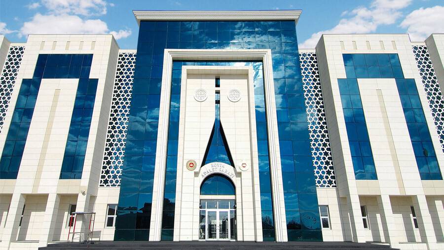 Aracını sıkıştırdığı husumetlisinin ölümüne neden olan sürücü için 22,5 yıl hapis istendi