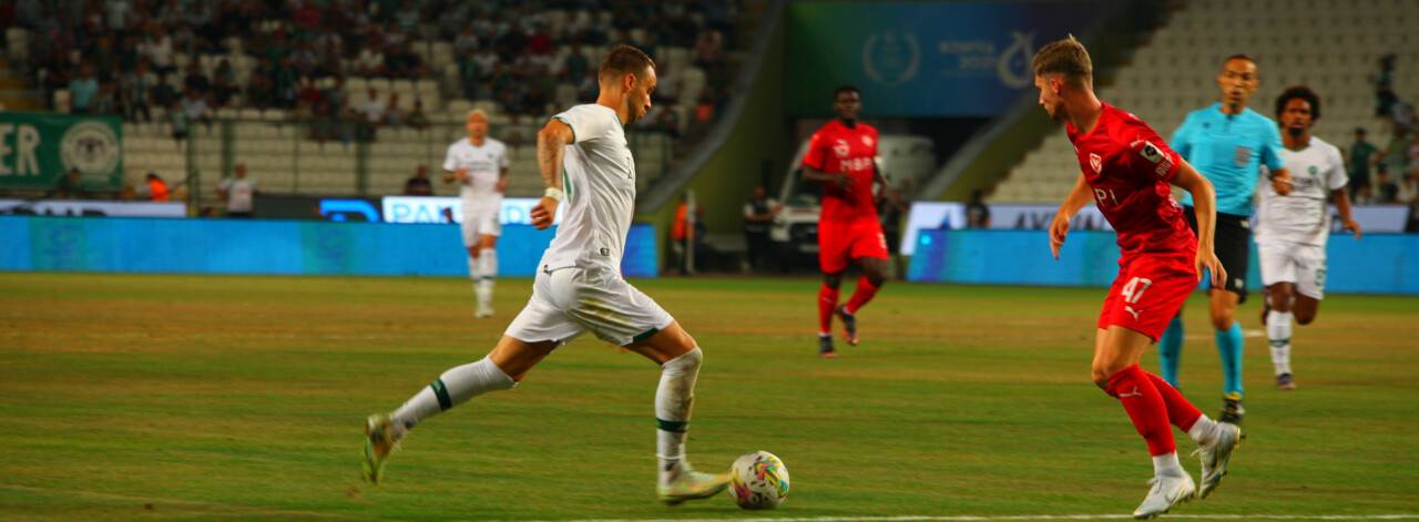 UEFA Konferans Ligi: Konyaspor: 1 - Vaduz: 2 (İlk yarı)