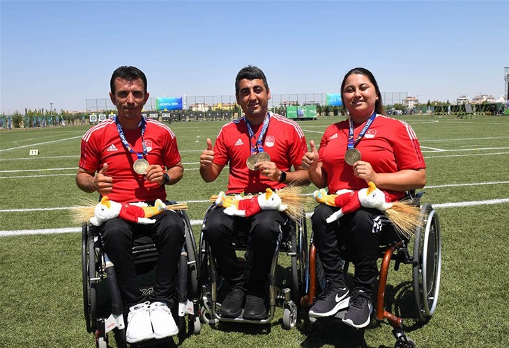 Para Okçulukta madalyalar Türk sporcuların