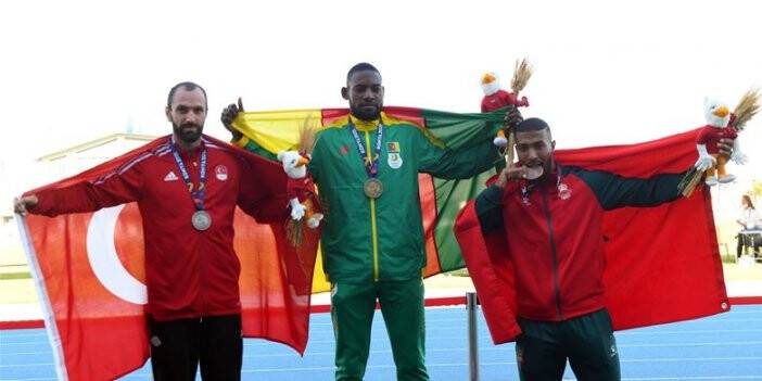 Atletizmde erkekler 200 metrede madalyalar dağıtıldı