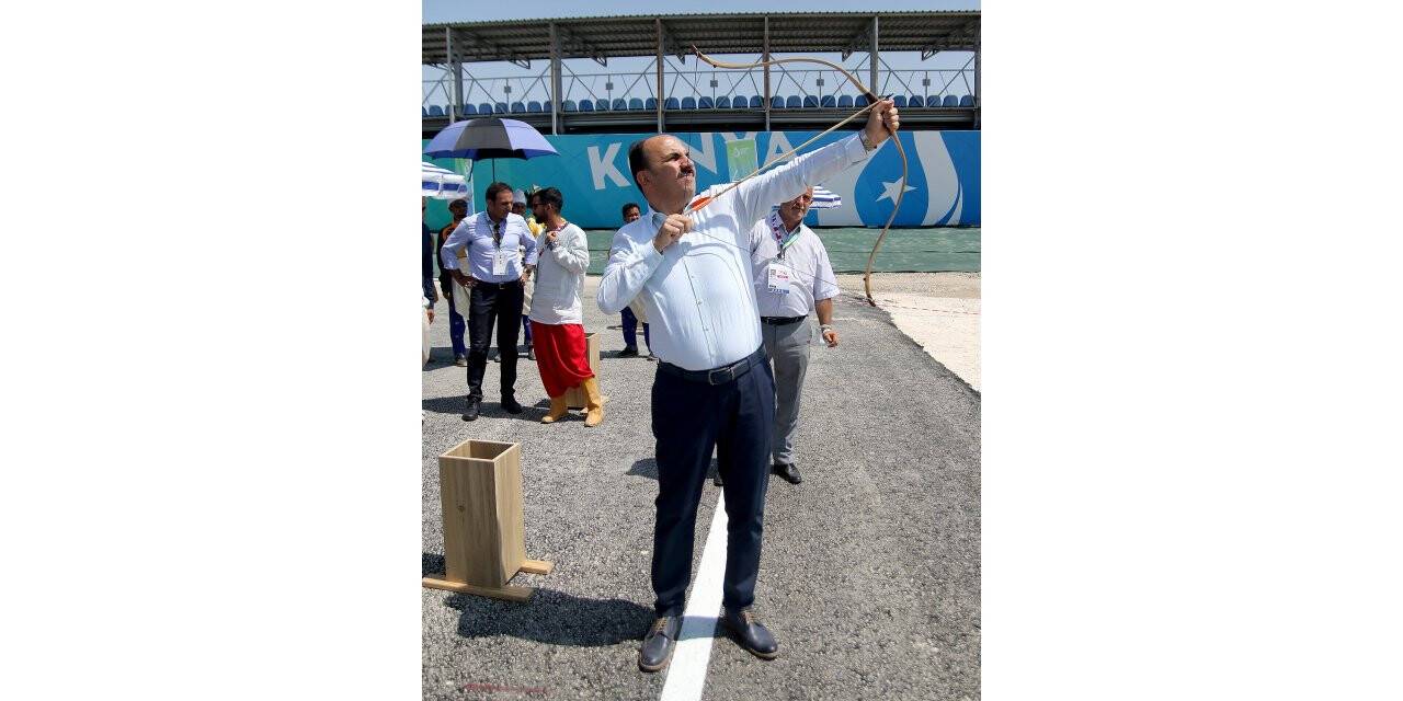 Belediye başkanları da ok attı