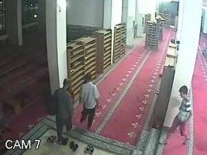 CAMİDE BİLDİRİ DAĞITANLAR KAMERADA