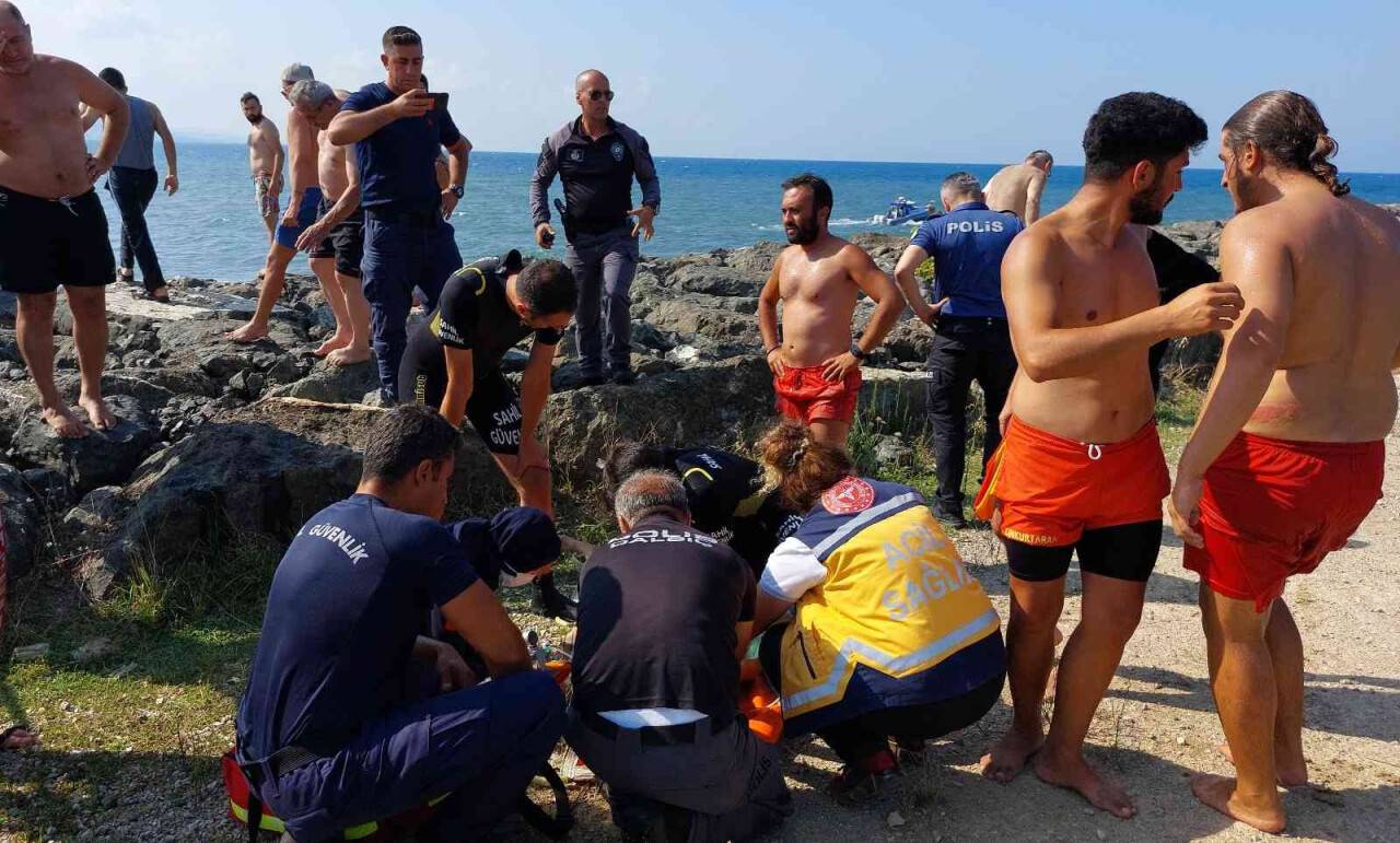 Denizde kaybolan 16 yaşındaki çocuk hayatını kaybetti