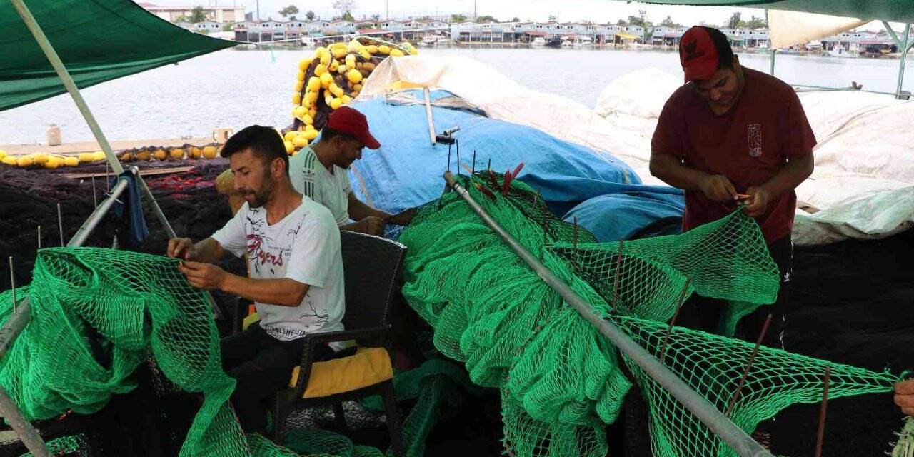 1 Eylül’de ’Vira Bismillah’ diyecek balıkçılar yeni sezon için hazırlıklarını sürdürüyor