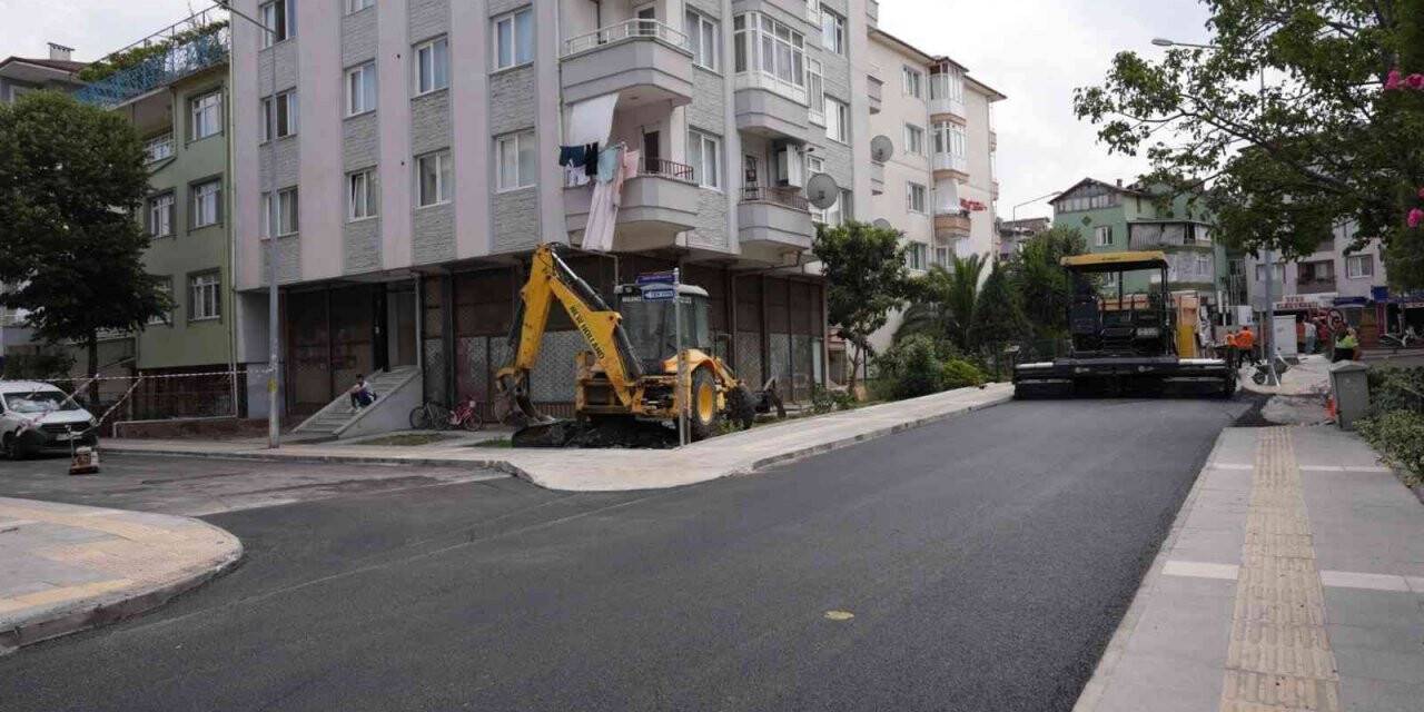 Yalova Belediyesi 10 günde 4 bin 500 ton asfalt döktü